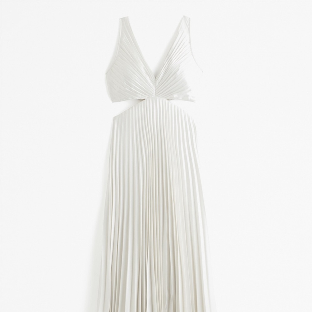 Abercrombie Pleated Cutout Maxi Dress